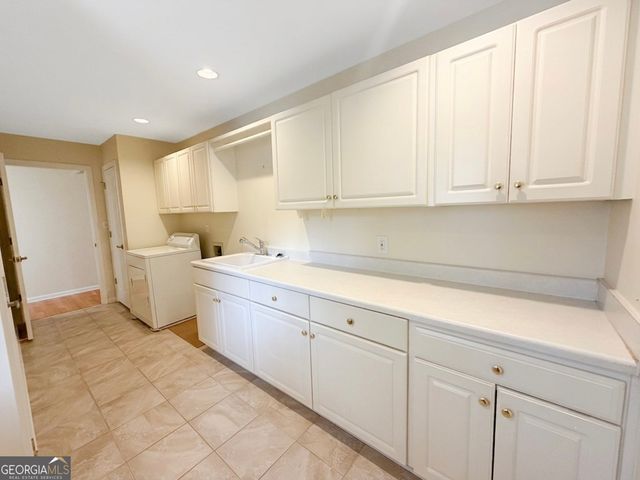 220 Youngs Circle, Fayetteville, GA 30215