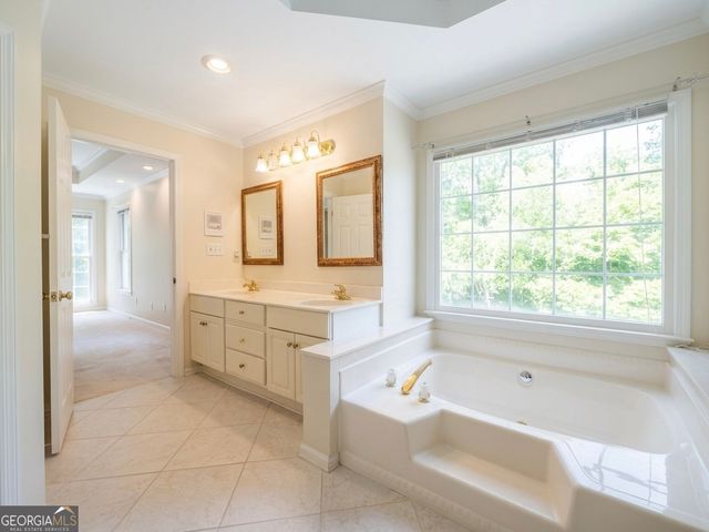 220 Youngs Circle, Fayetteville, GA 30215