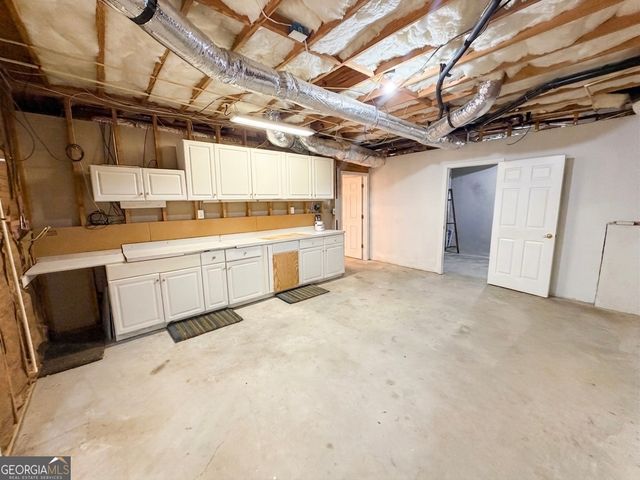220 Youngs Circle, Fayetteville, GA 30215