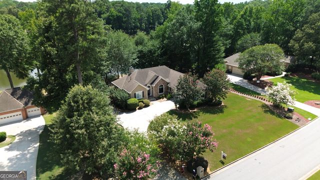 220 Youngs Circle, Fayetteville, GA 30215