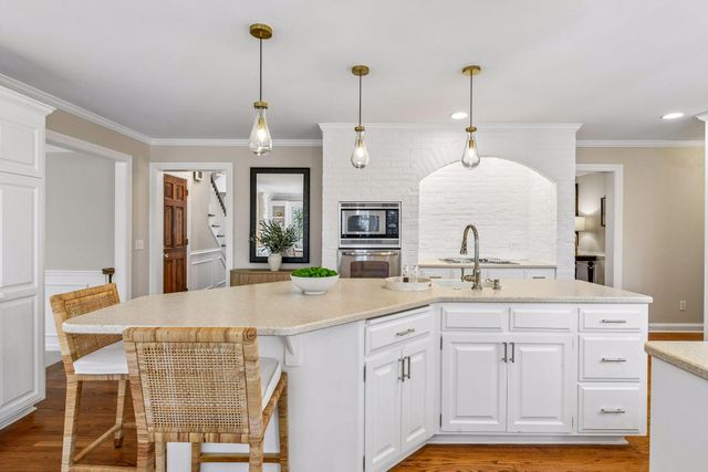 19515 Waterford Place, Excelsior, MN 55331