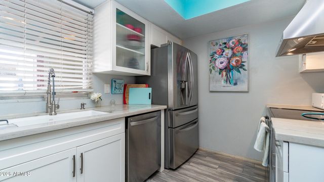 2605 W Wolf Street, Phoenix, AZ 85017