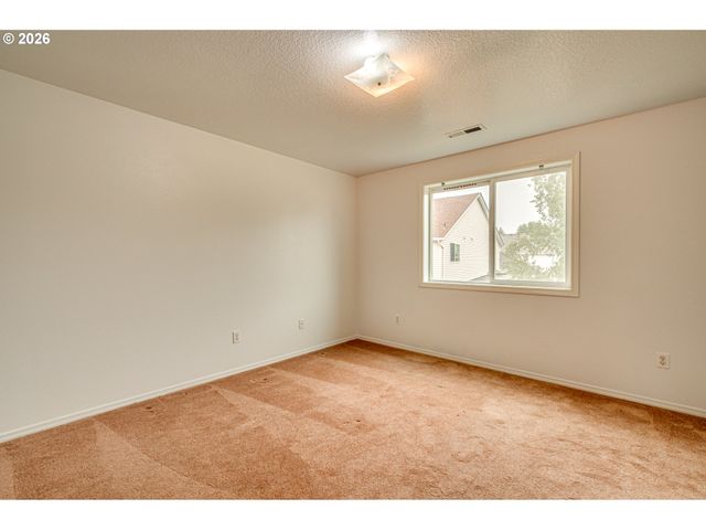 2610 Nw 8TH St, Battle Ground, WA 98604