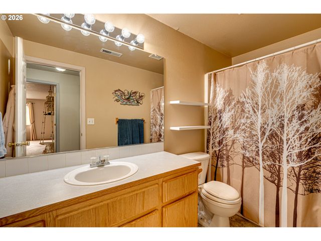 2610 Nw 8TH St, Battle Ground, WA 98604