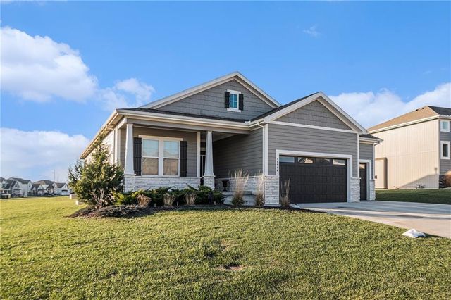 11410 Bluestem Drive, Kearney, MO 64060