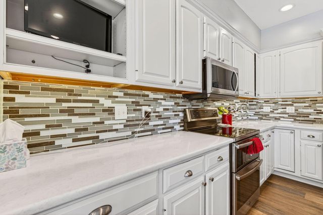 230 Cavenaugh Court, Powell, OH 43065