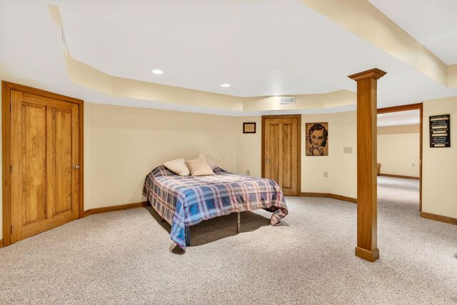 230 Cavenaugh Court, Powell, OH 43065
