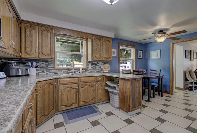 2320 S GREENVIEW STREET, Appleton, WI 54915