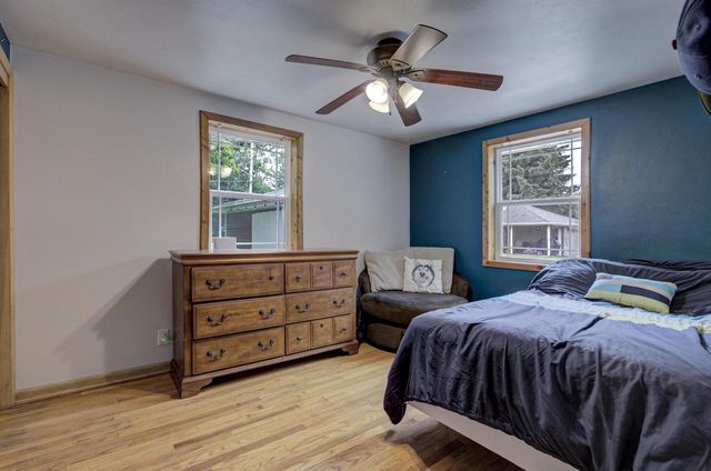 2320 S GREENVIEW STREET, Appleton, WI 54915