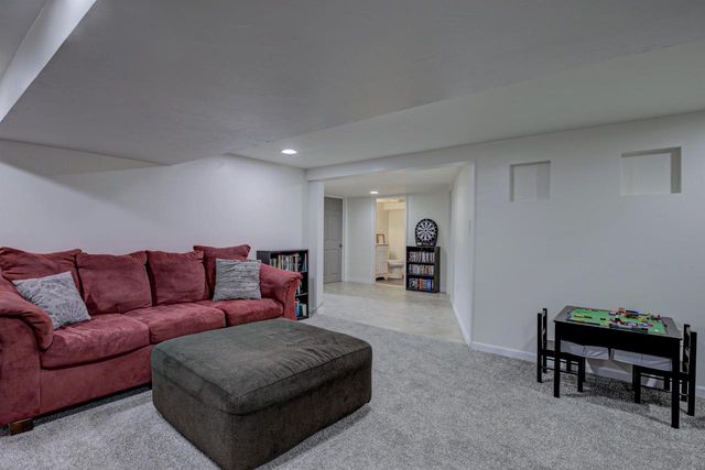 2320 S GREENVIEW STREET, Appleton, WI 54915