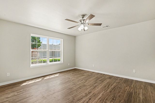 6113 Haley Lane, Fort Worth, TX 76132