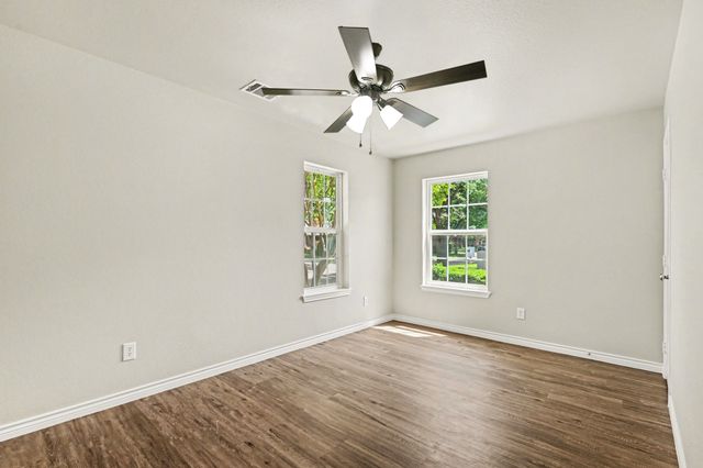 6113 Haley Lane, Fort Worth, TX 76132