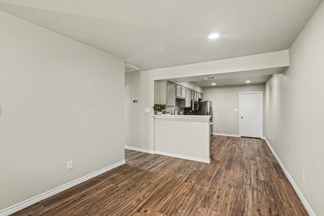 6113 Haley Lane, Fort Worth, TX 76132