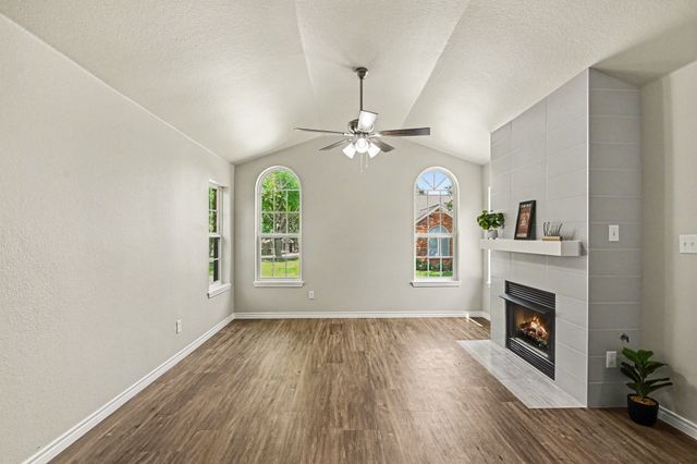 6113 Haley Lane, Fort Worth, TX 76132