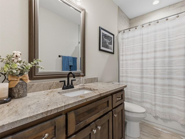 334 Webb ST, Smithville, TX 78957