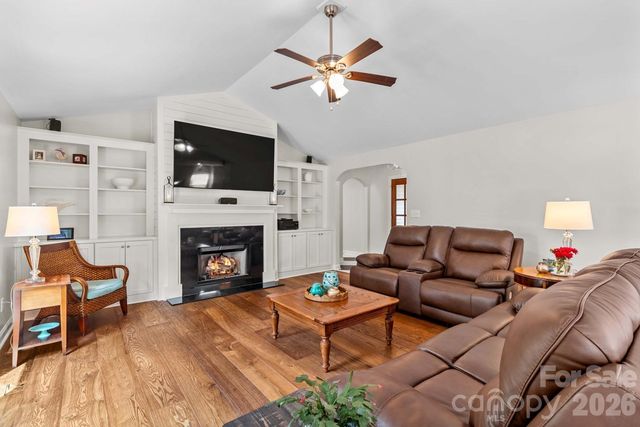 596 Maple Ridge Circle, Salisbury, NC 28147