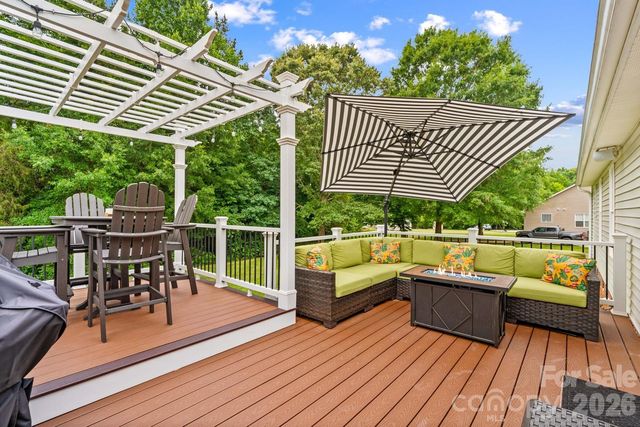 596 Maple Ridge Circle, Salisbury, NC 28147