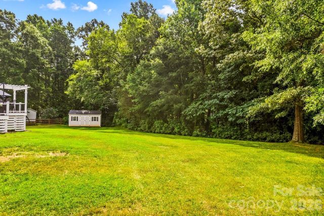 596 Maple Ridge Circle, Salisbury, NC 28147