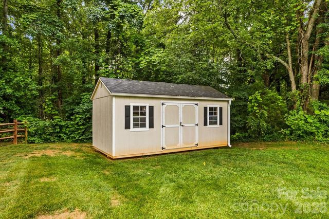 596 Maple Ridge Circle, Salisbury, NC 28147