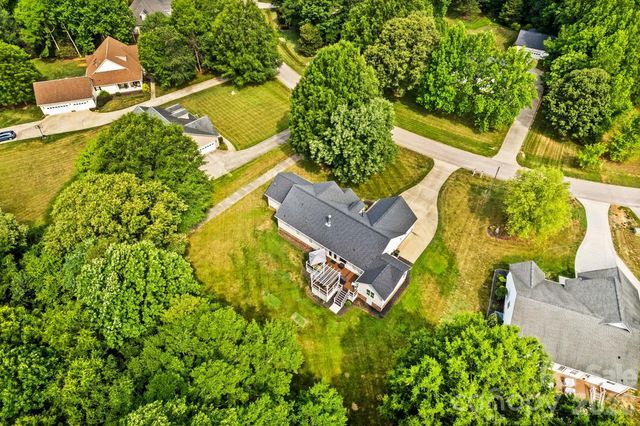 596 Maple Ridge Circle, Salisbury, NC 28147