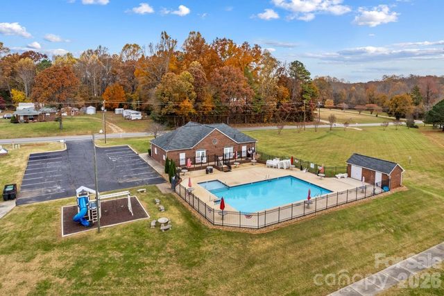 596 Maple Ridge Circle, Salisbury, NC 28147
