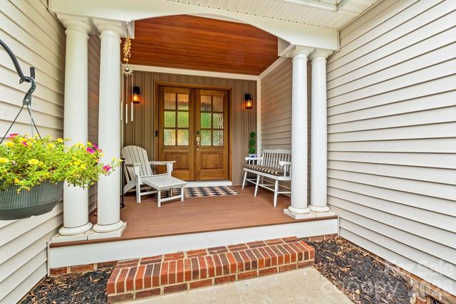 596 Maple Ridge Circle, Salisbury, NC 28147