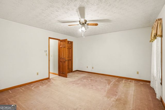 948 Hightower Trail, Oxford, GA 30054