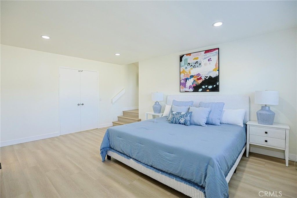 Image 39 of property listing at 2301 W Manly, Santa Ana, CA 92704
