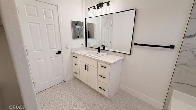 215 S Sullivan Street 220, Santa Ana, CA 92704