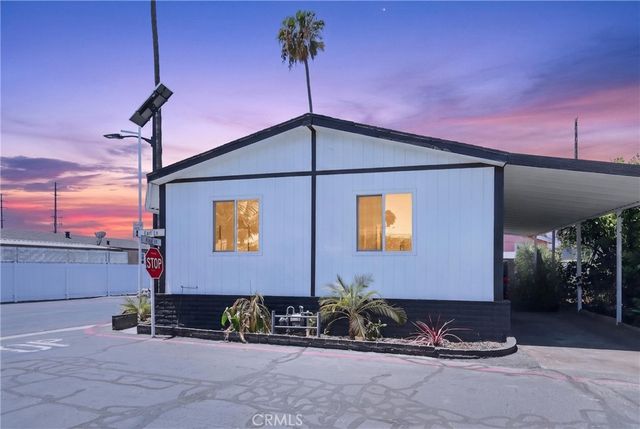 215 S Sullivan Street 220, Santa Ana, CA 92704