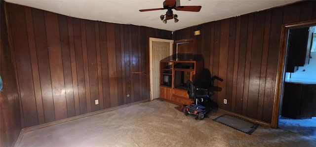 5049 N Hampshire Boulevard, Fort Worth, TX 76103