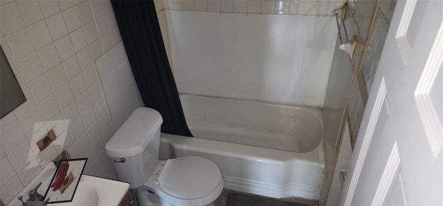 5049 N Hampshire Boulevard, Fort Worth, TX 76103