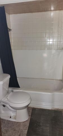 5049 N Hampshire Boulevard, Fort Worth, TX 76103