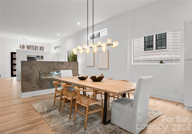 720 Ellsworth Road, Charlotte, NC 28211