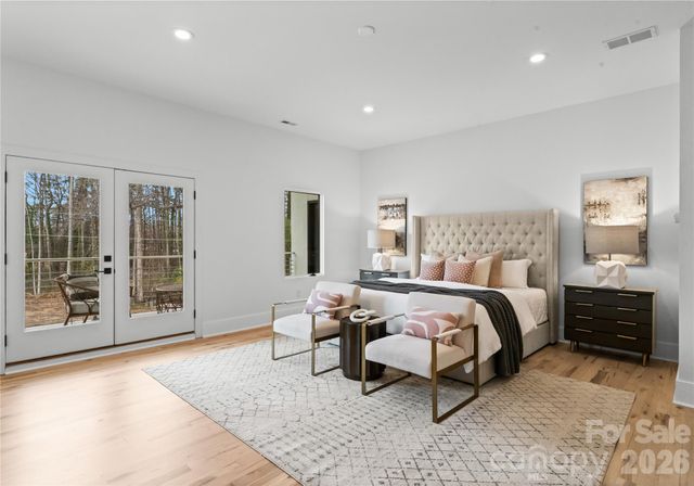 720 Ellsworth Road, Charlotte, NC 28211