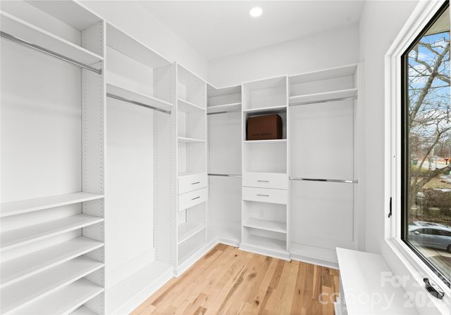 720 Ellsworth Road, Charlotte, NC 28211