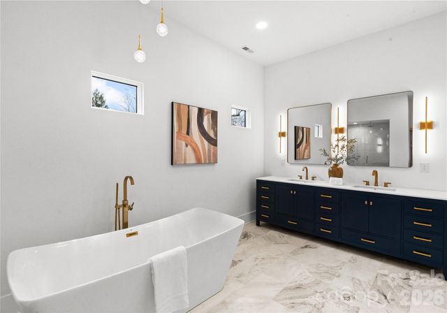 720 Ellsworth Road, Charlotte, NC 28211