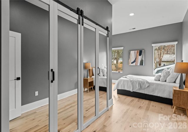 720 Ellsworth Road, Charlotte, NC 28211