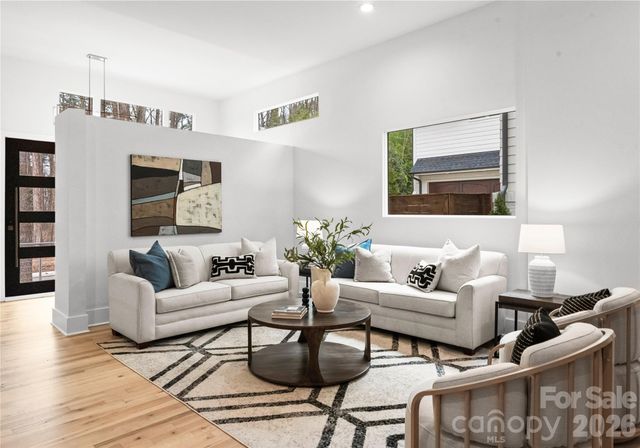 720 Ellsworth Road, Charlotte, NC 28211