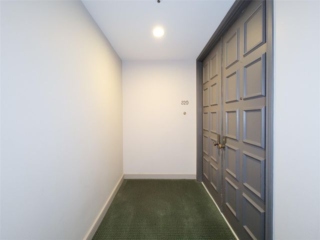 9333 Memorial Drive 320, Houston, TX 77024