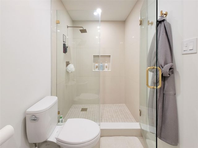 9333 Memorial Drive 320, Houston, TX 77024
