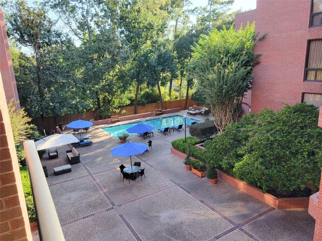 9333 Memorial Drive 320, Houston, TX 77024