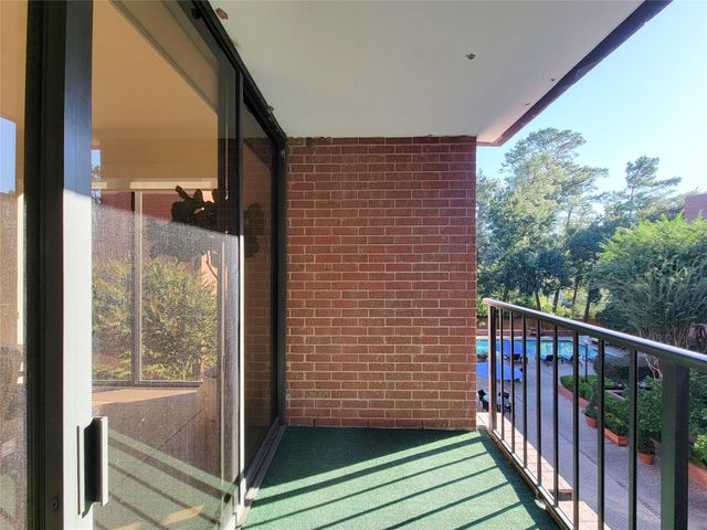 9333 Memorial Drive 320, Houston, TX 77024