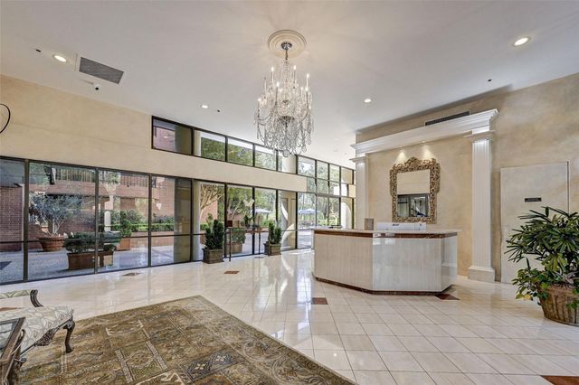 9333 Memorial Drive 320, Houston, TX 77024