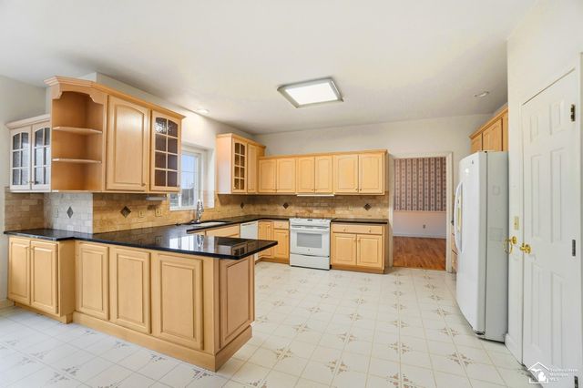 5470 Emerson Drive, Whiteford Twp, MI 49267