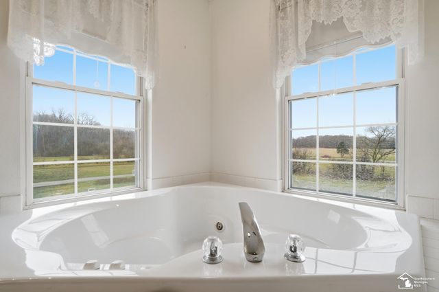 5470 Emerson Drive, Whiteford Twp, MI 49267