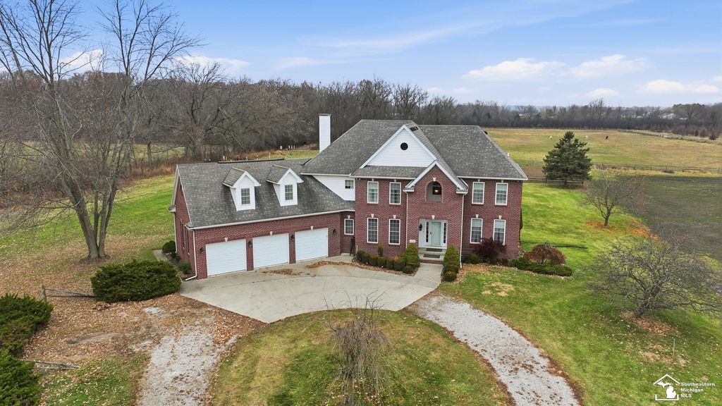 5470 Emerson Drive, Whiteford Twp, MI 49267