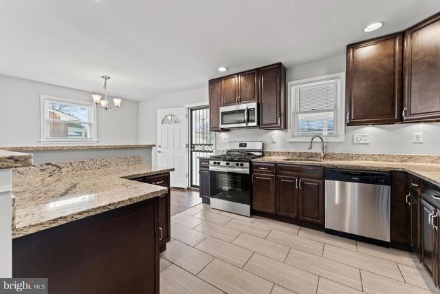 2713 PINECREEK PL, District Heights, MD 20747