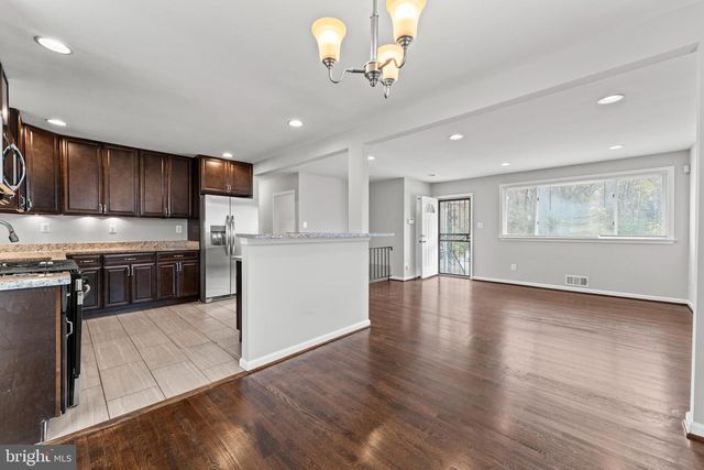 2713 PINECREEK PL, District Heights, MD 20747