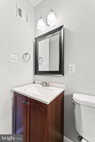 2713 PINECREEK PL, District Heights, MD 20747